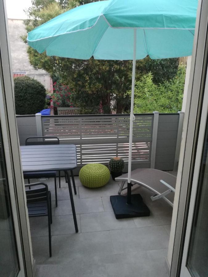 Suite Oisivete Avec Terrasse Vue Sur Patio Et Clim 蒙彼利埃 外观 照片